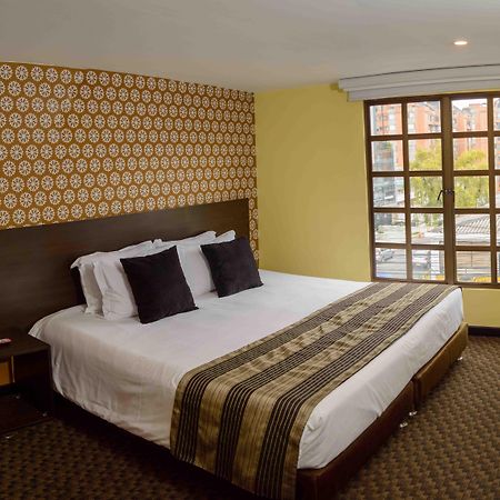 Hotel Castellana 95 ボゴタ エクステリア 写真