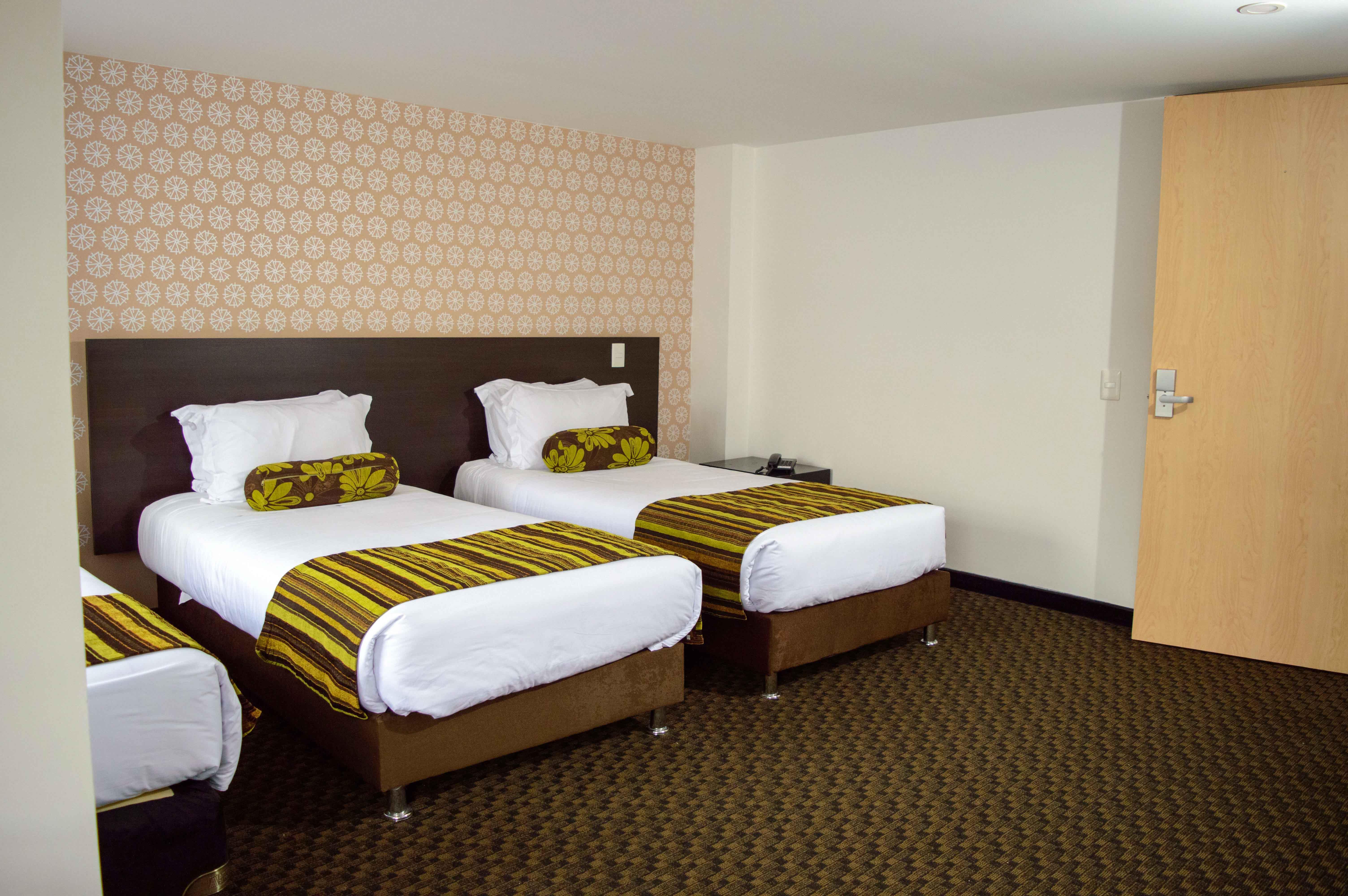 Hotel Castellana 95 ボゴタ エクステリア 写真