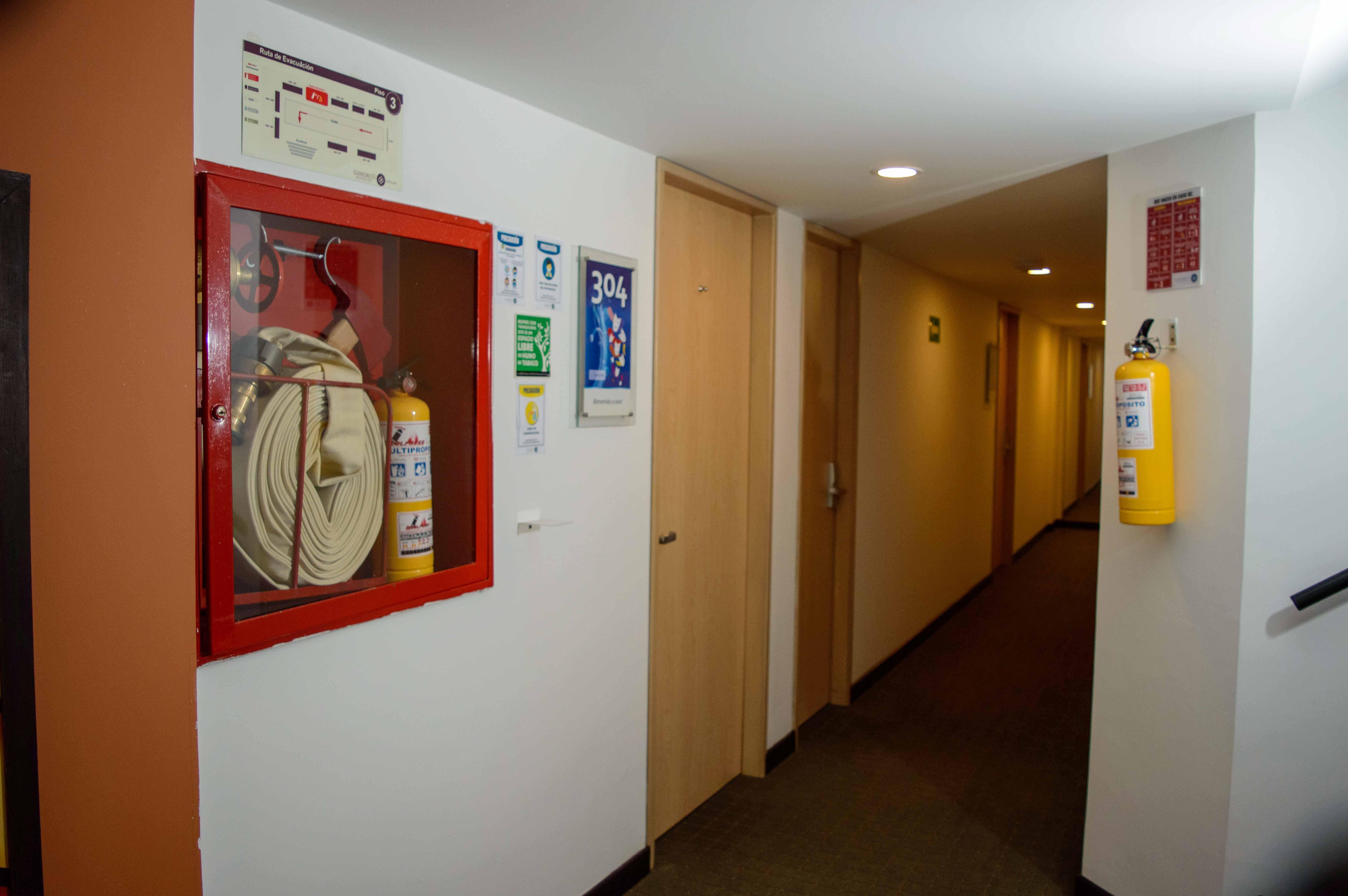 Hotel Castellana 95 ボゴタ エクステリア 写真