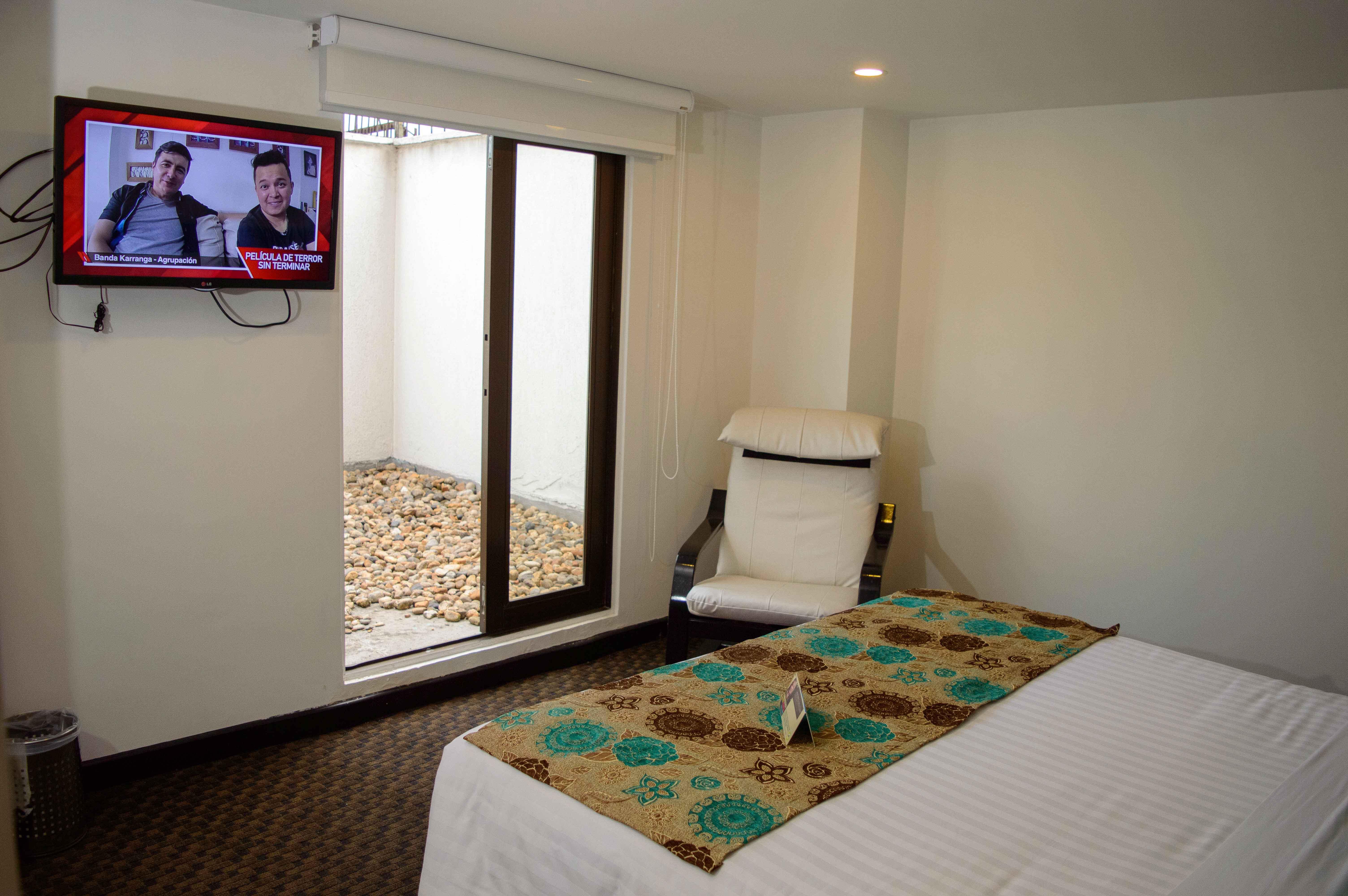 Hotel Castellana 95 ボゴタ エクステリア 写真