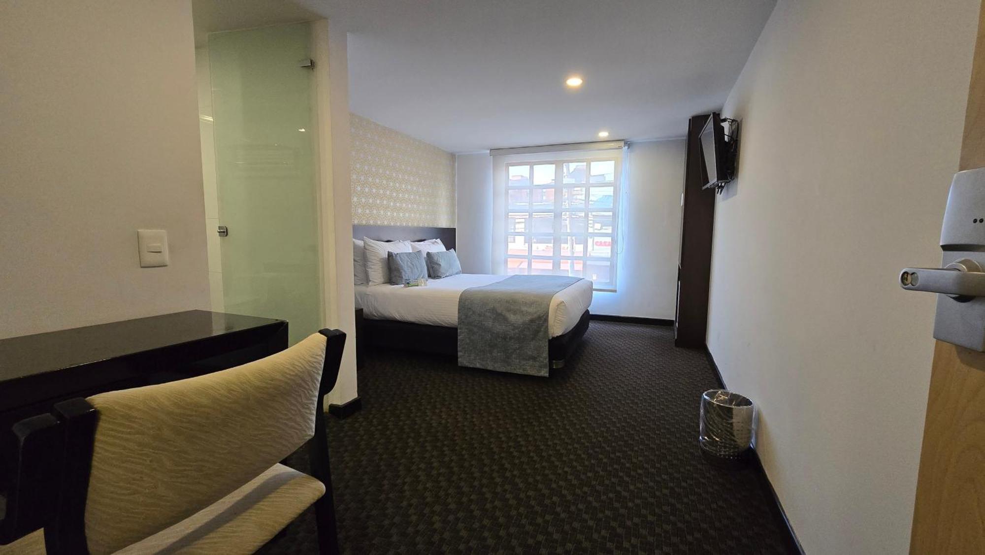 Hotel Castellana 95 ボゴタ エクステリア 写真